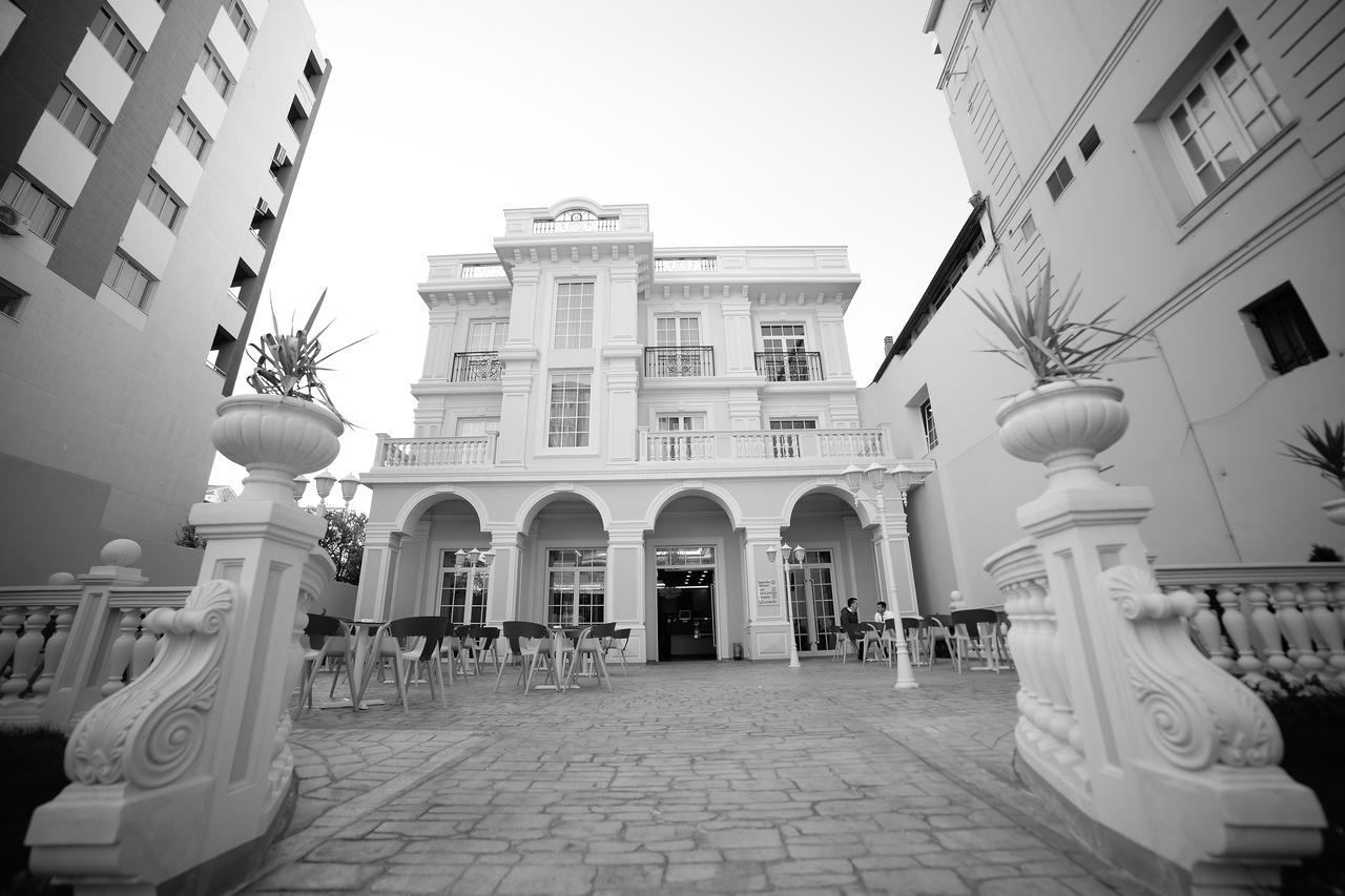 Hotel Vila Imperial Elbasan Kültér fotó