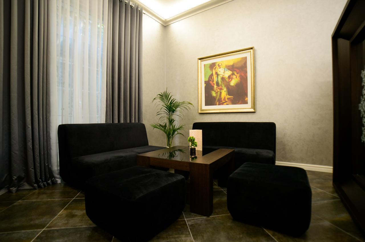 Hotel Vila Imperial Elbasan Kültér fotó