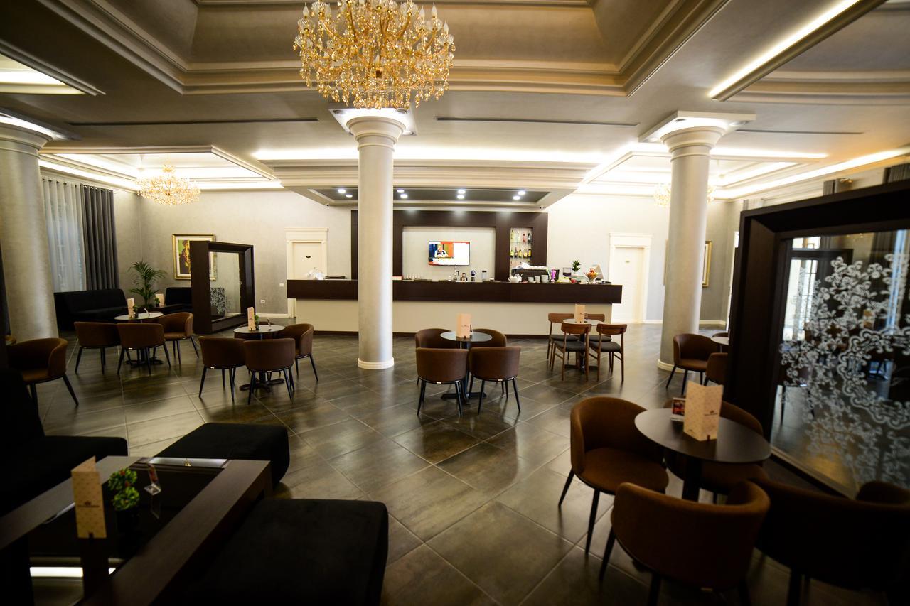Hotel Vila Imperial Elbasan Kültér fotó
