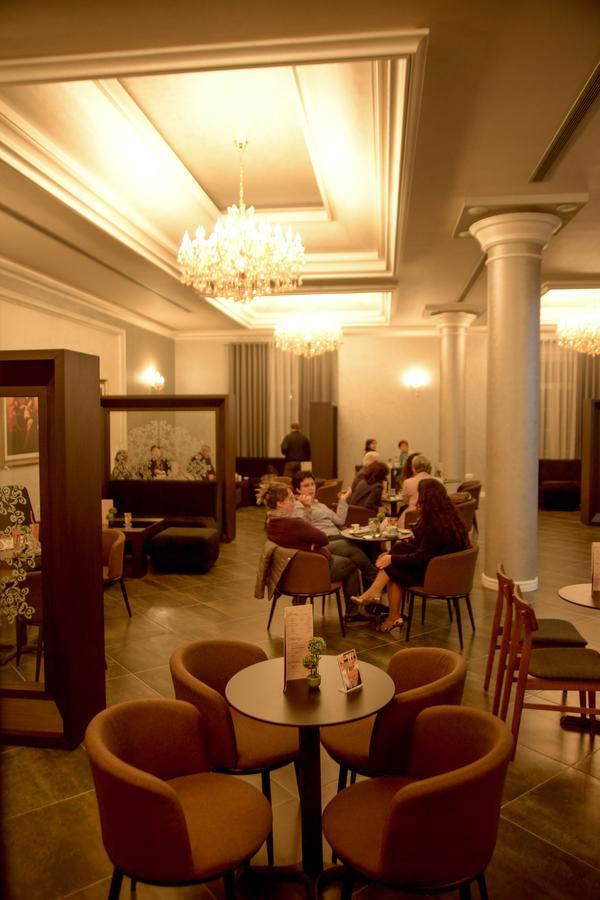 Hotel Vila Imperial Elbasan Kültér fotó