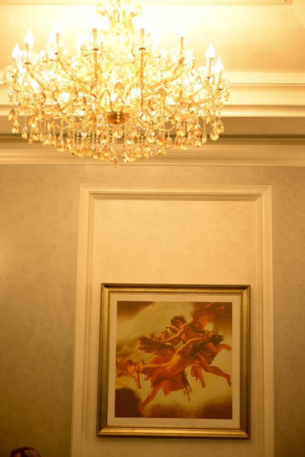 Hotel Vila Imperial Elbasan Kültér fotó