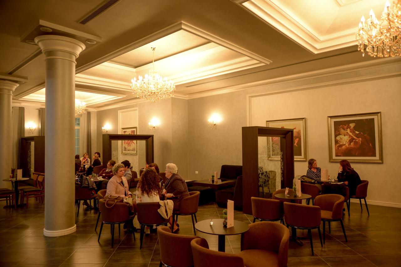 Hotel Vila Imperial Elbasan Kültér fotó